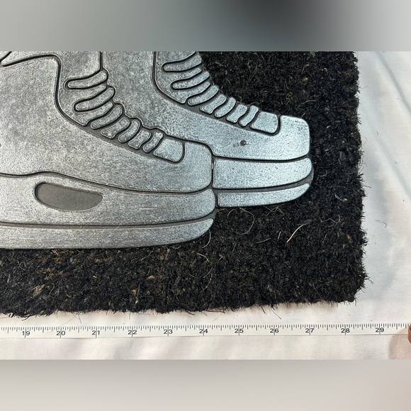 "GET THE PUCK OUT" Doormat / Heavy Duty - Picture 4 of 12